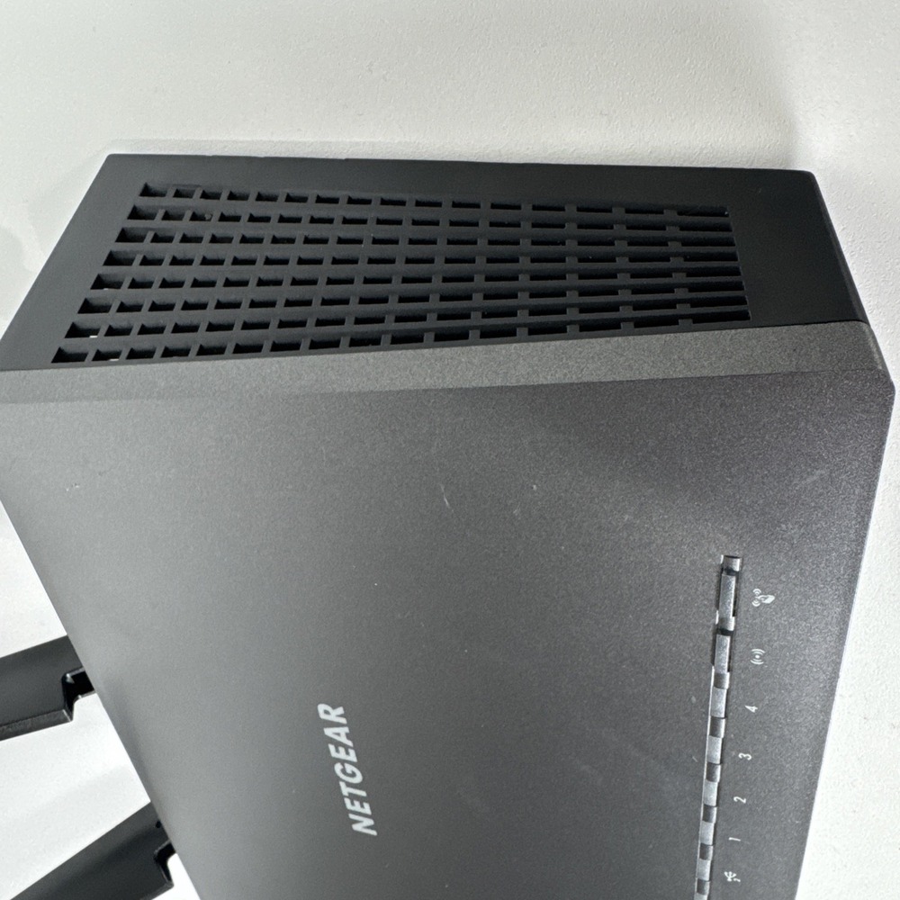 Netgear‎ Nighthawk AC9100 R7000 - Picture 6 of 16